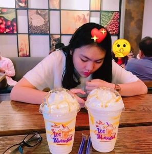 Meet your Posher, Hà